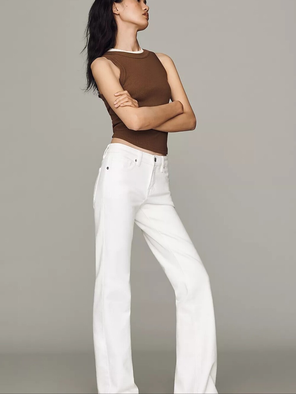 $158 NWT Good American Low-Rise Bootleg Jeans Size 2